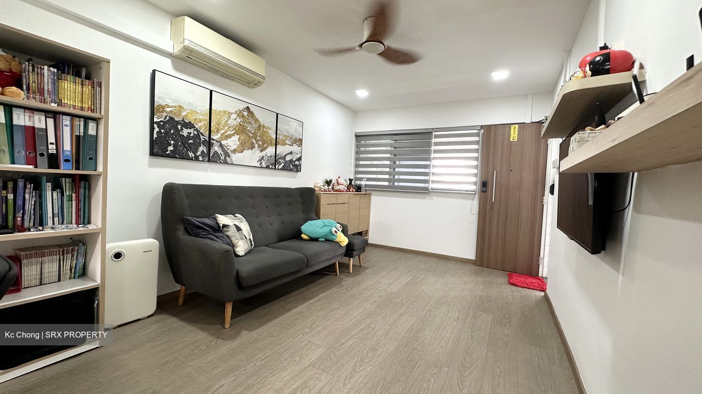 Blk 315 Jurong East Street 32 (Jurong East), HDB 3 Rooms #572643821